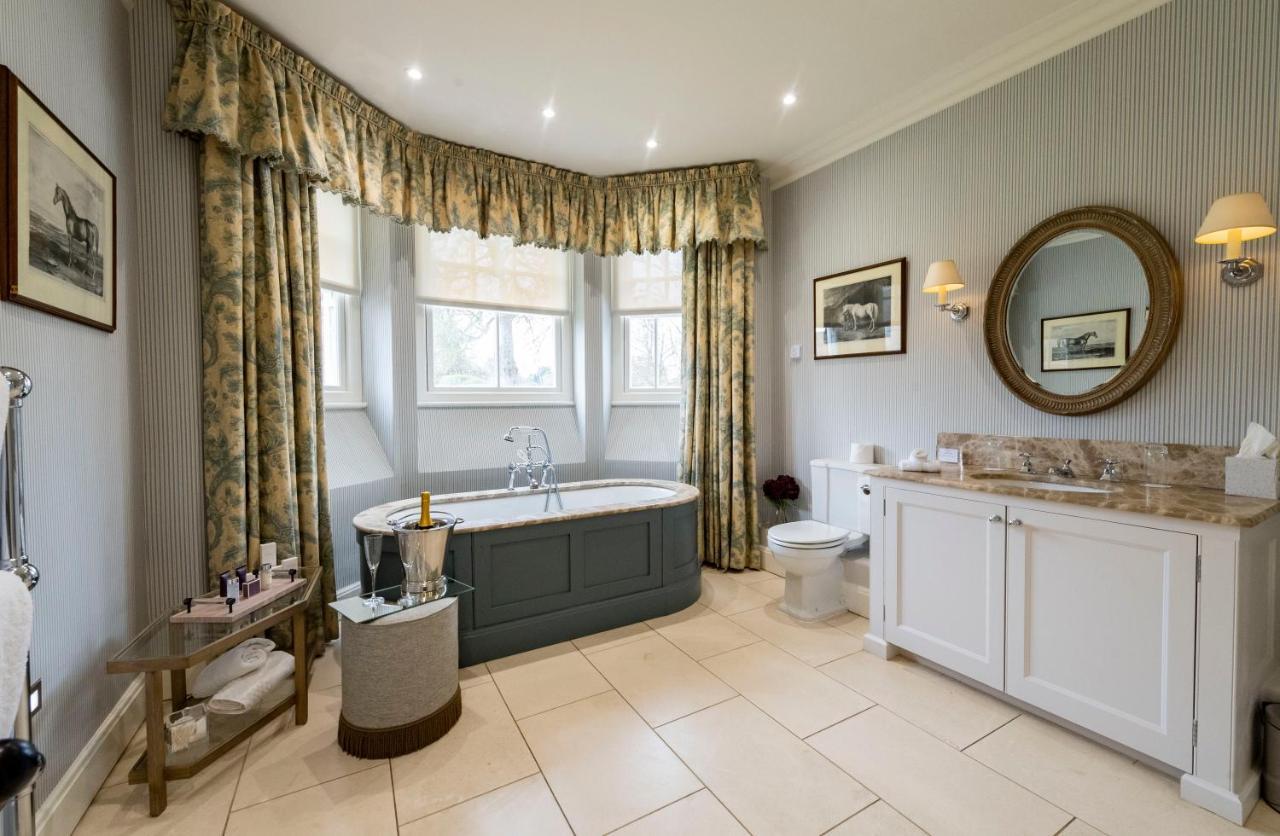 The Jockey Club Rooms Newmarket  Eksteriør bilde