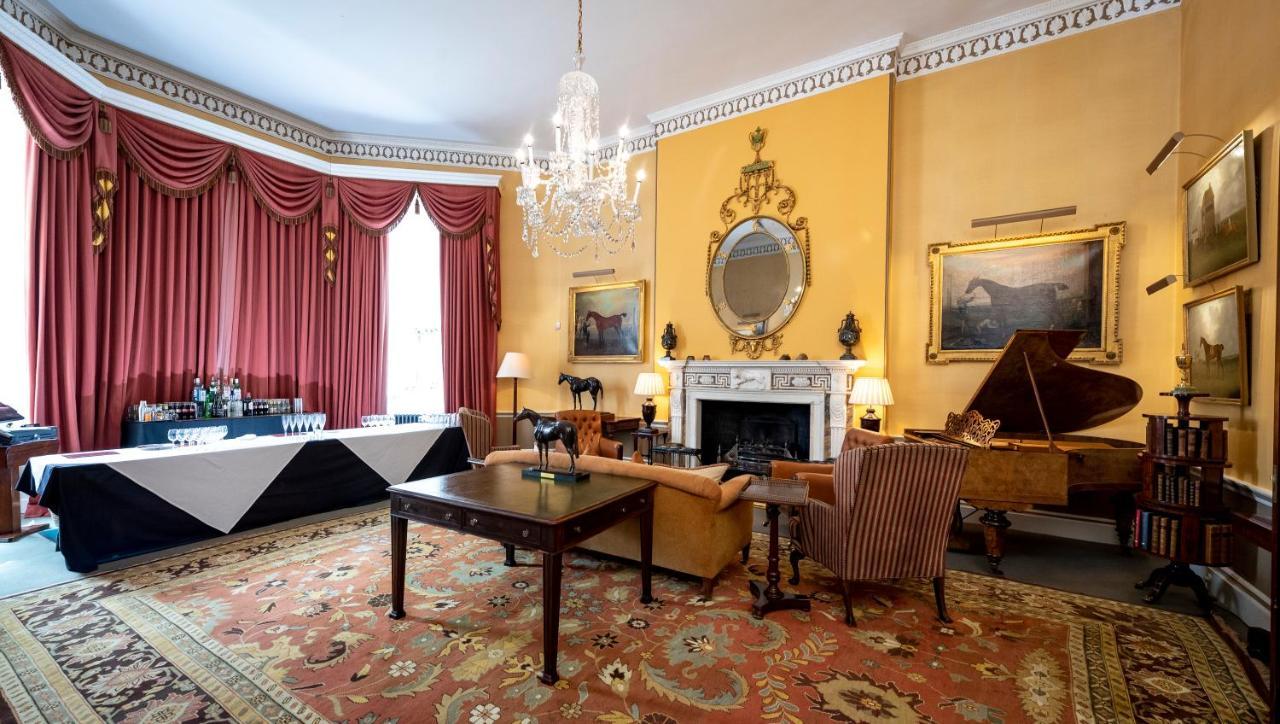 The Jockey Club Rooms Newmarket  Eksteriør bilde