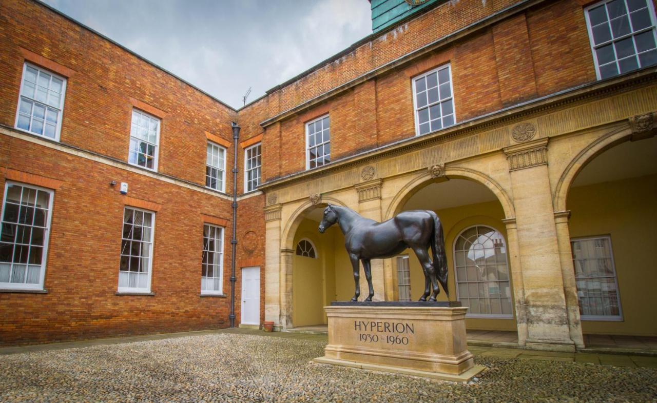 The Jockey Club Rooms Newmarket  Eksteriør bilde