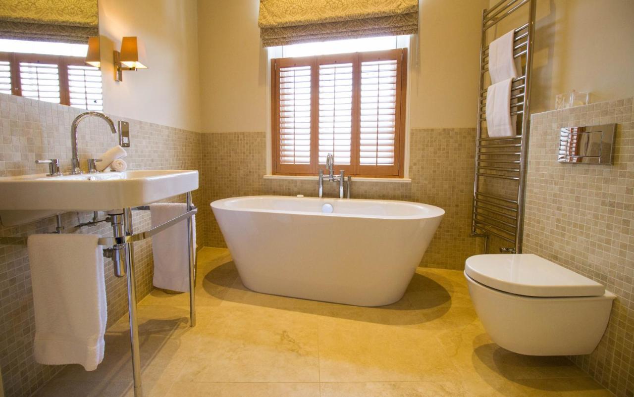 The Jockey Club Rooms Newmarket  Eksteriør bilde