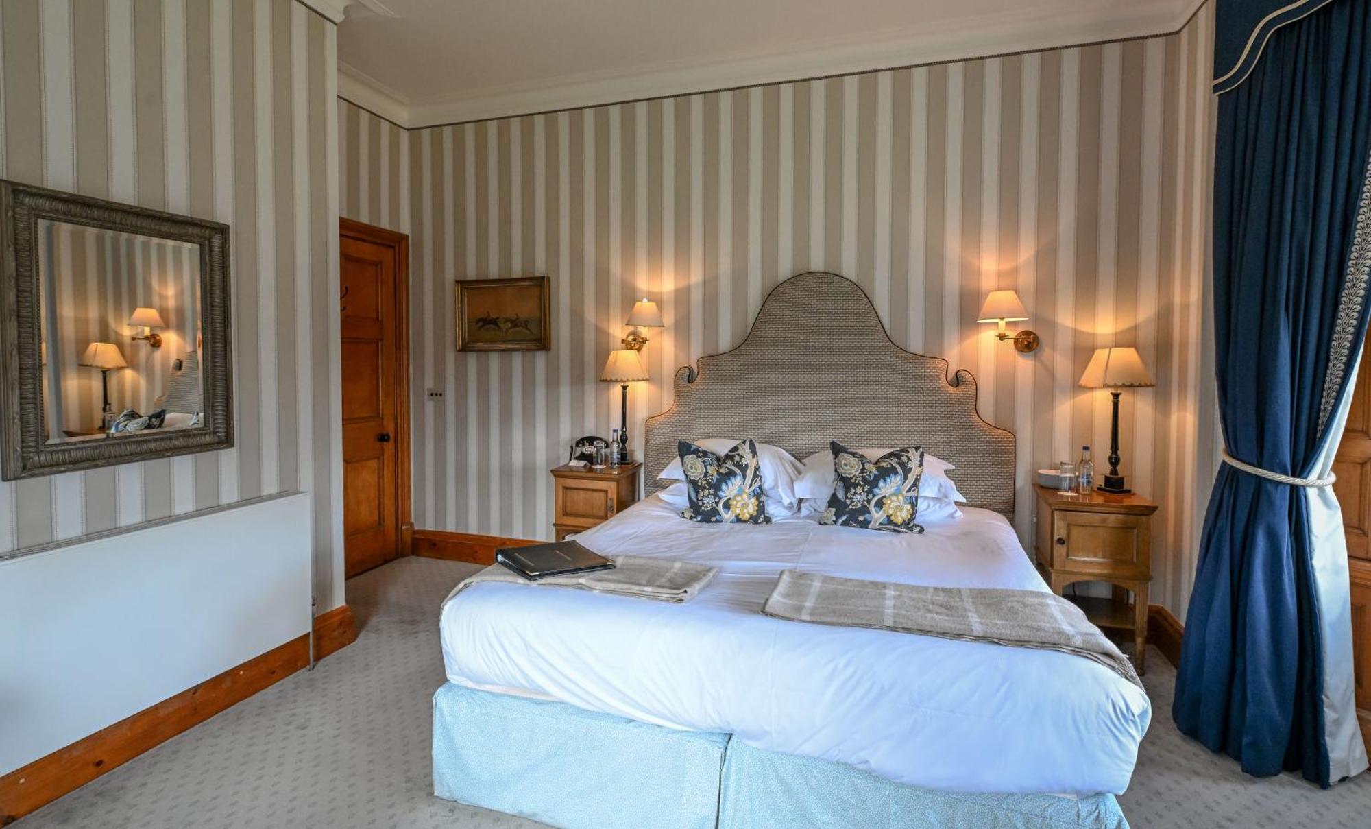 The Jockey Club Rooms Newmarket  Eksteriør bilde