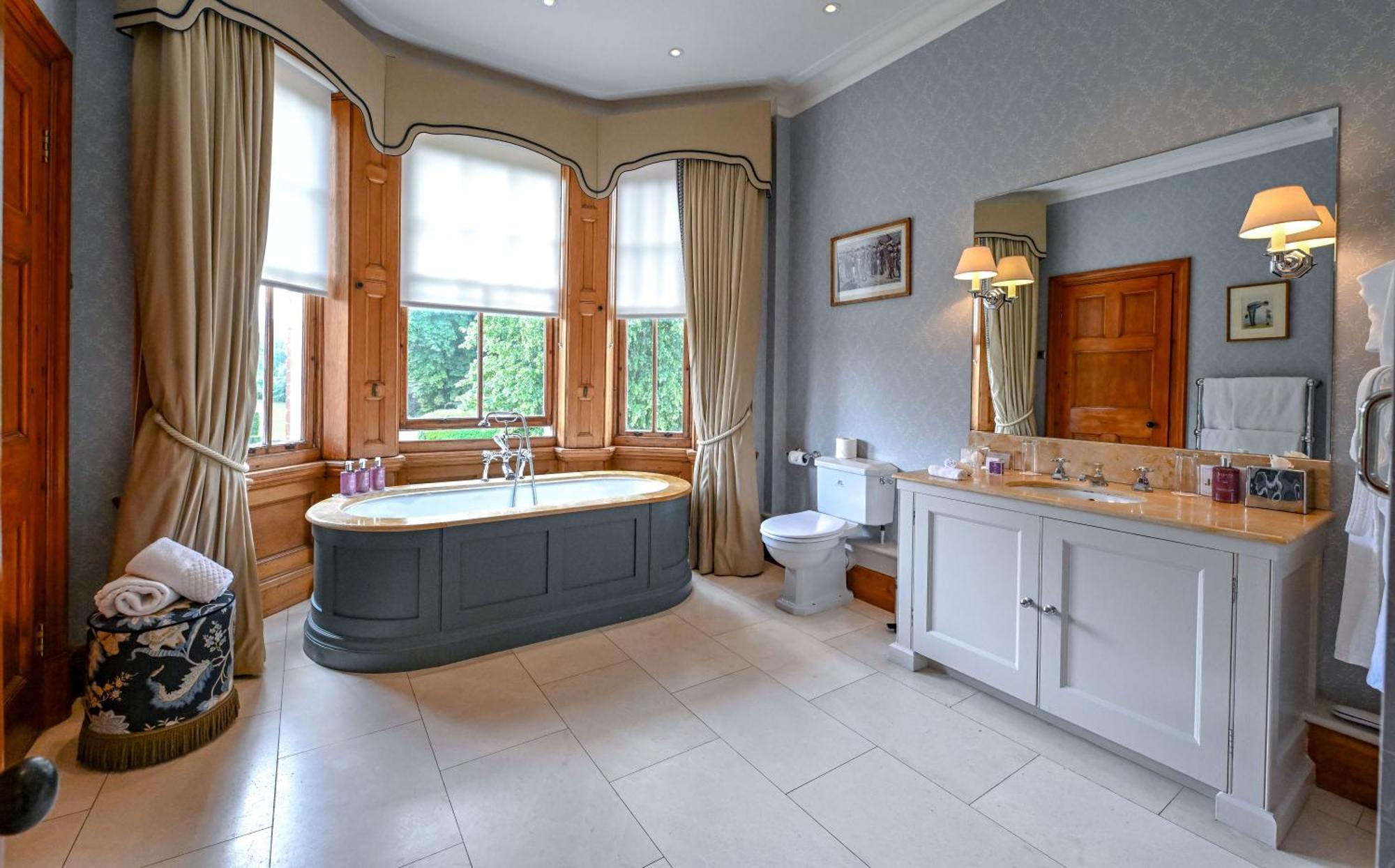 The Jockey Club Rooms Newmarket  Eksteriør bilde