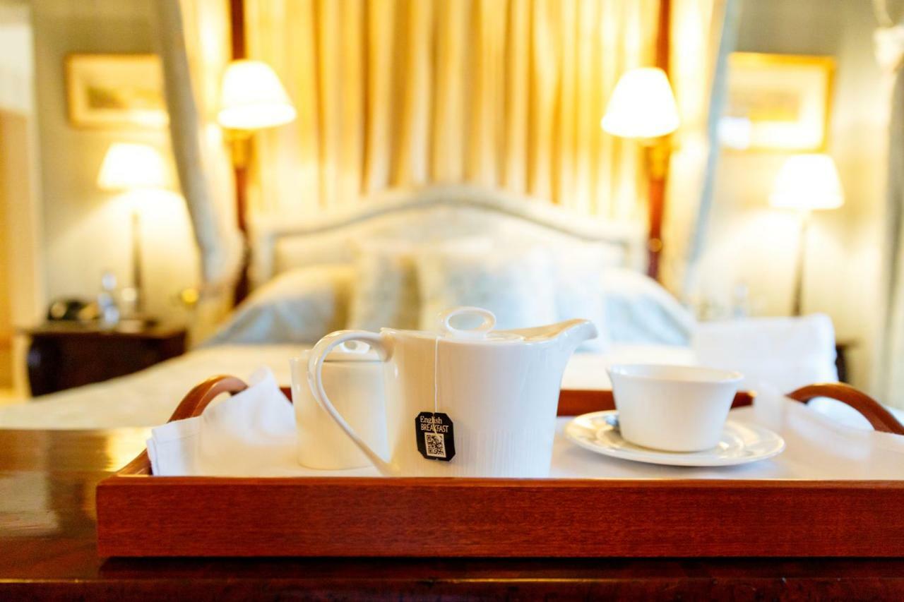 The Jockey Club Rooms Newmarket  Eksteriør bilde